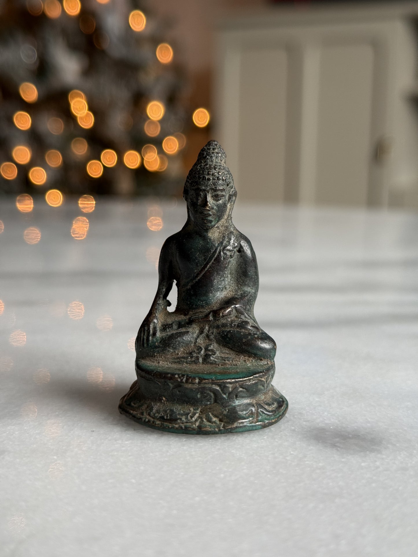 Bronze Meditation Buddha statue