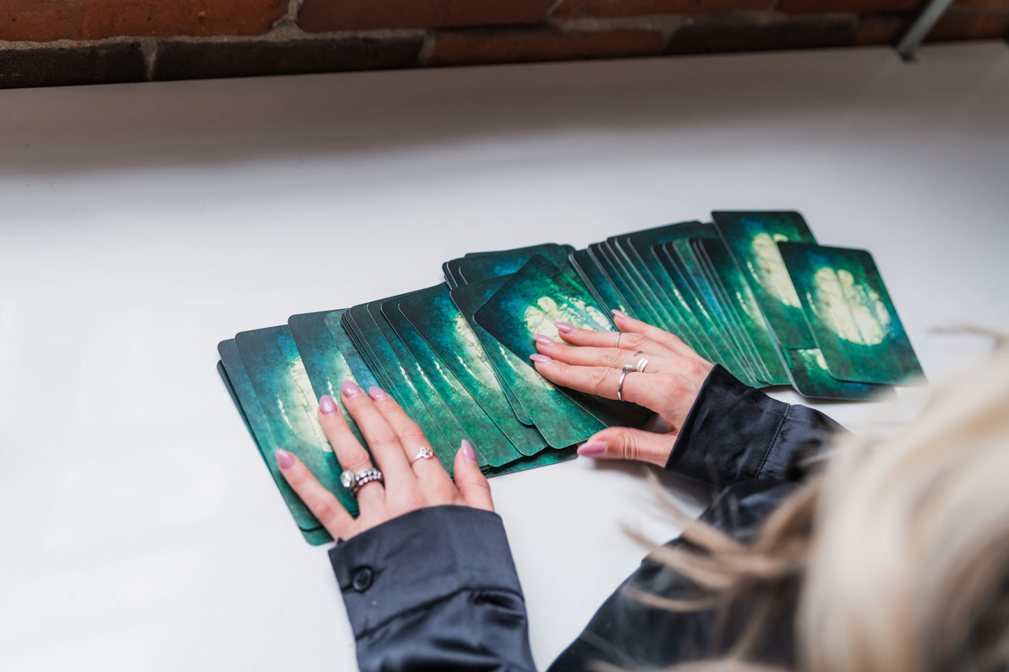 Virtual Oracle Card Reading – Gentle Guidance for Your Journey