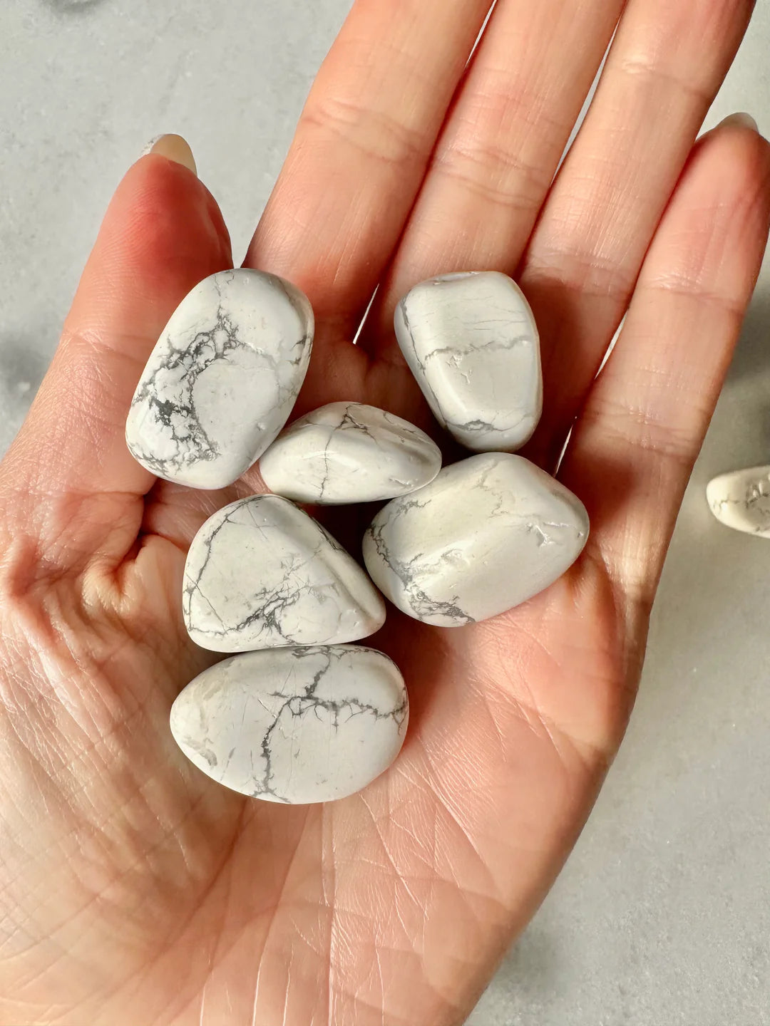 Howlite tumble