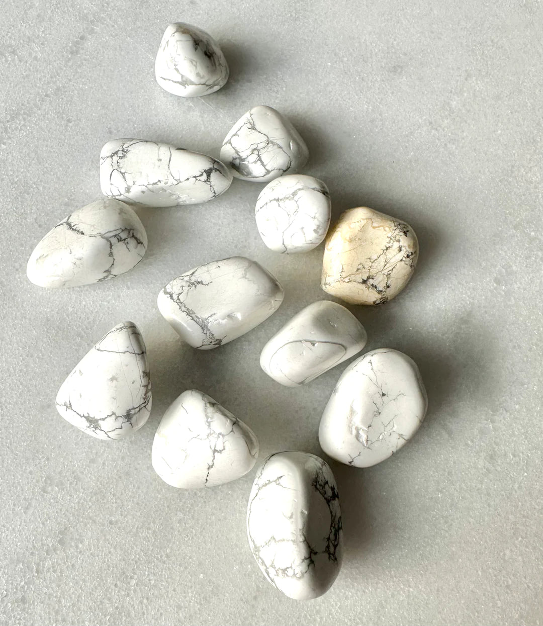 Howlite tumble