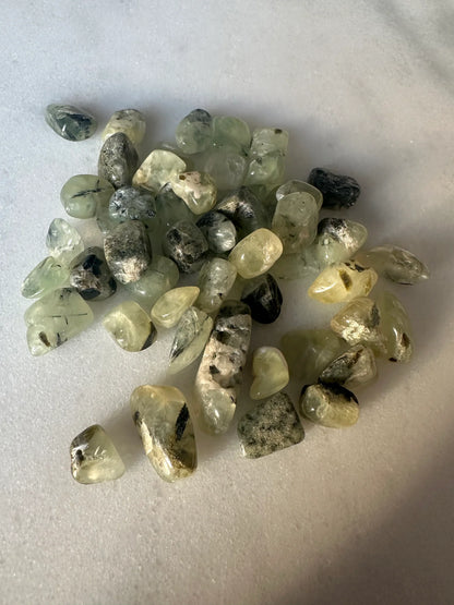 Prehnite tumble